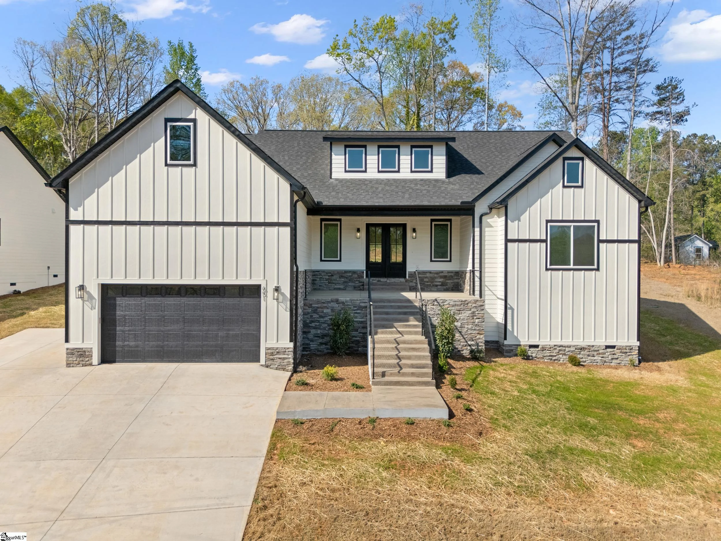 651 Narrow Circle