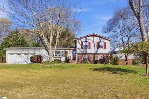 Photo of 102 Benwood Drive, Simpsonville, SC 29680 (MLS # 1585558)