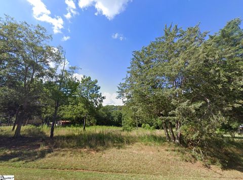 3006 Harris Bridge Road Woodruff SC 29388