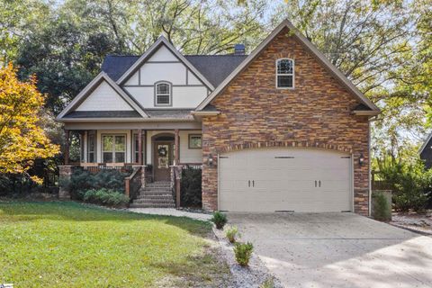Photo of 9 Waverly Court, Greenville, SC 29605 (MLS # 1583556)