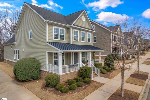Photo of 329 Algonquin Trail, Greenville, SC 29607 (MLS # 1583222)