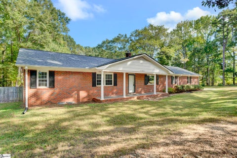 Photo of 106 Forrest Drive, Fountain Inn, SC 29644 (MLS # 1606610)