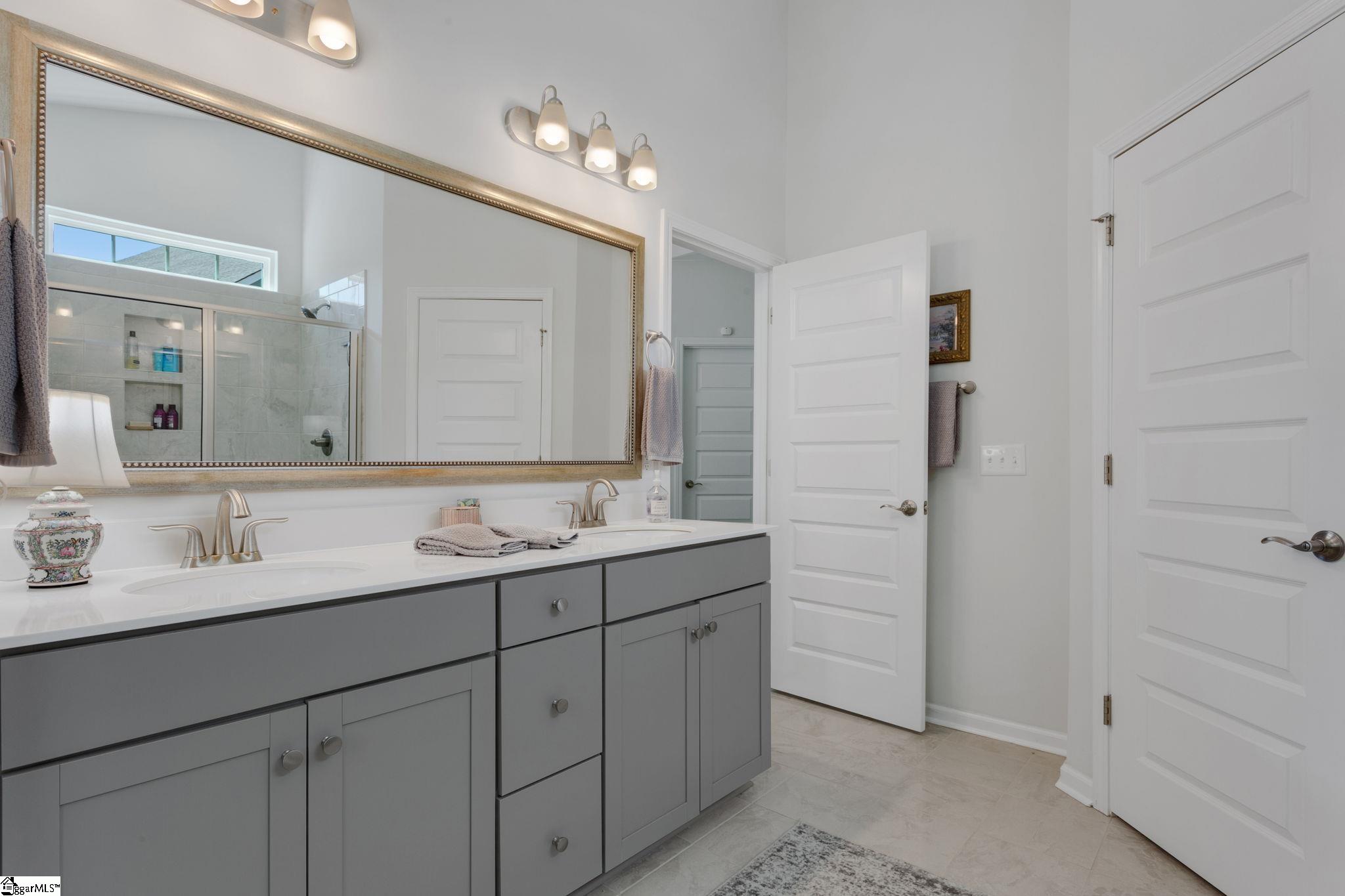 Greer, South Carolina 29650, United States, 4 Bedrooms Bedrooms, ,3 BathroomsBathrooms,Residential,Active,213481