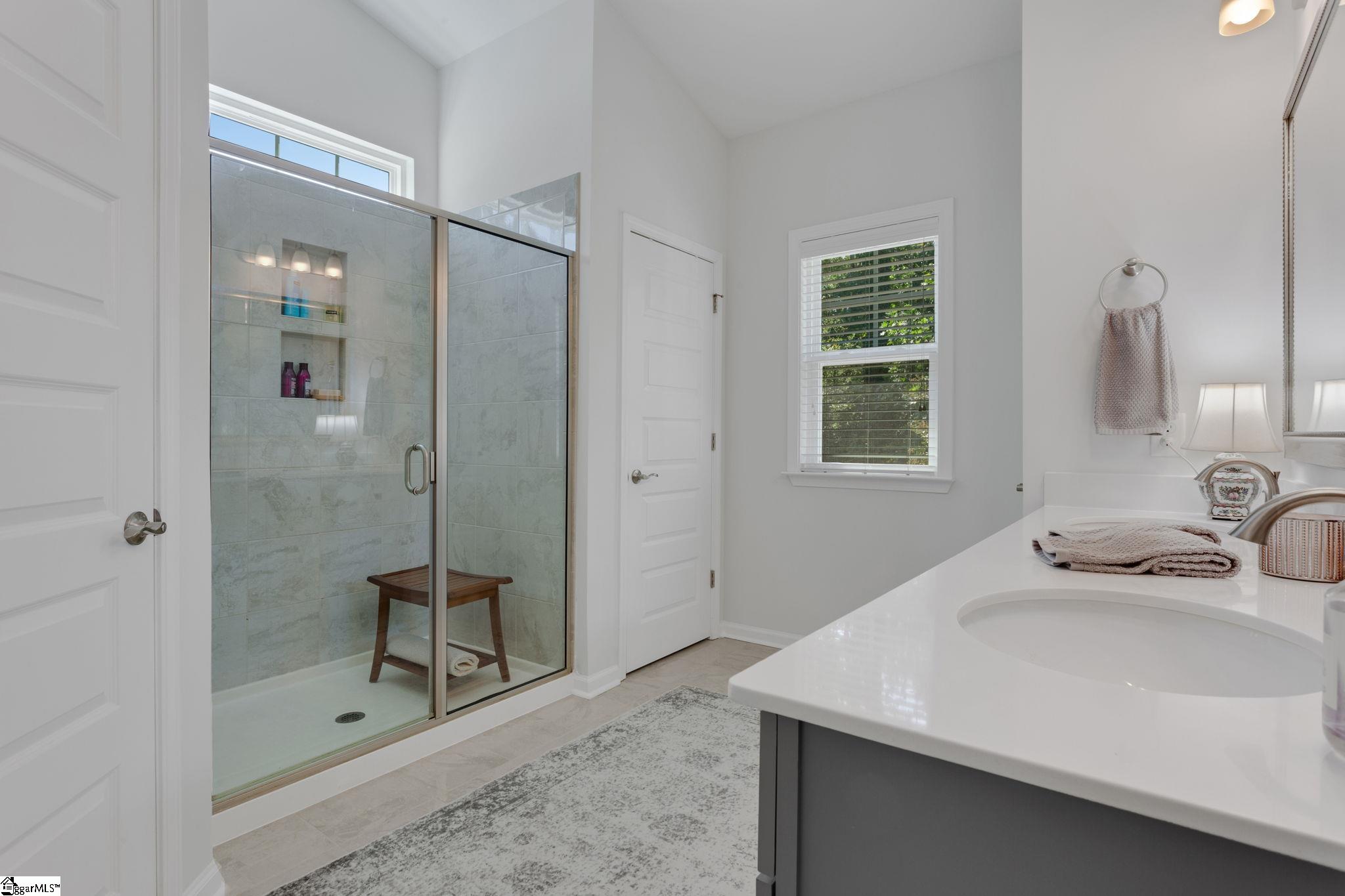 Greer, South Carolina 29650, United States, 4 Bedrooms Bedrooms, ,3 BathroomsBathrooms,Residential,Active,213481