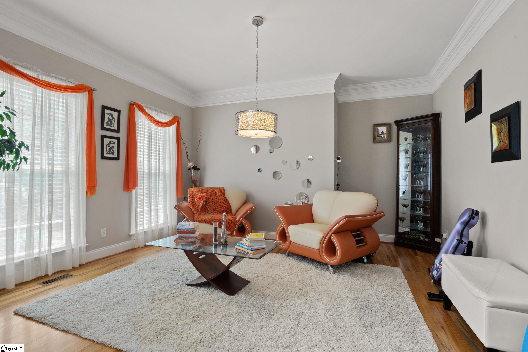 112 Scarlett Drive