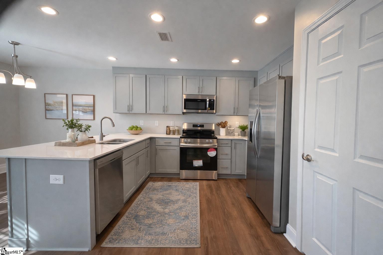 Real Estate Search 4 332 Lion Heart Lane
