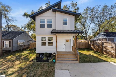 Photo of 109 A Oak Street, Greenville, SC 29611 (MLS # 1574378)