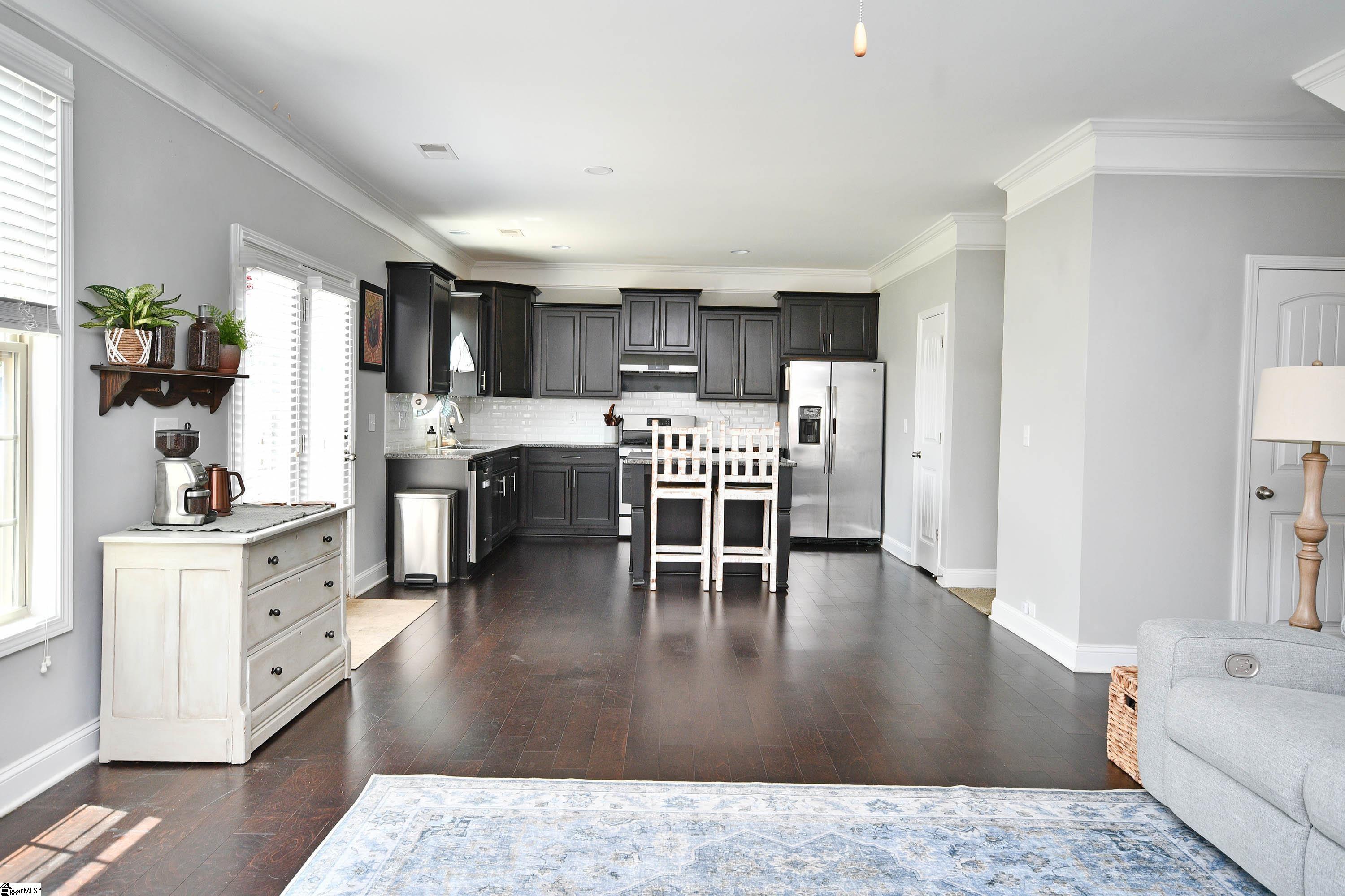 Simpsonville, South Carolina 29680, United States, 4 Bedrooms Bedrooms, ,3 BathroomsBathrooms,Residential,Active,198431