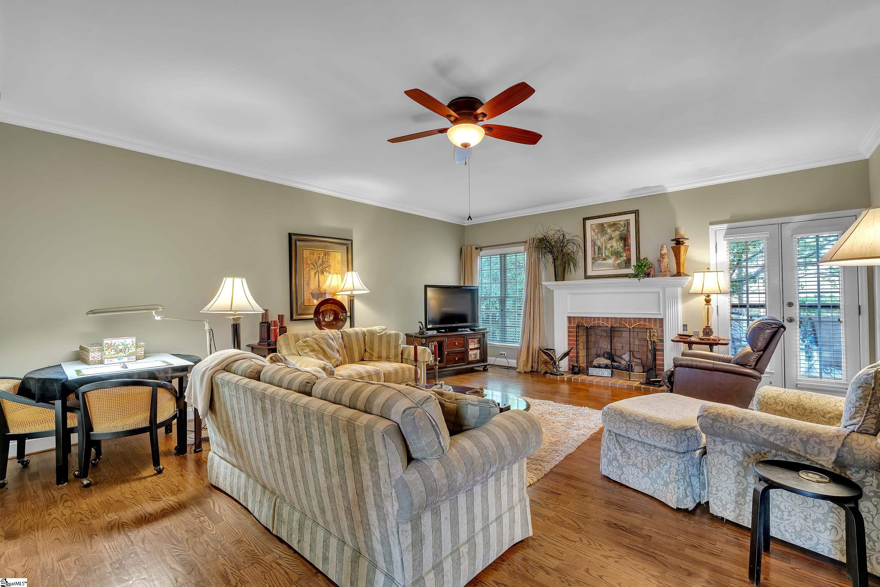 105 N Bennington Drive