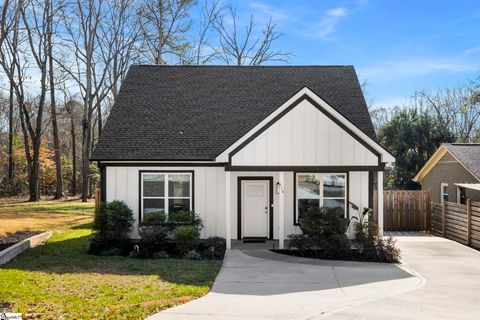 Photo of 416 Glenn Road, Greenville, SC 29607 (MLS # 1578672)