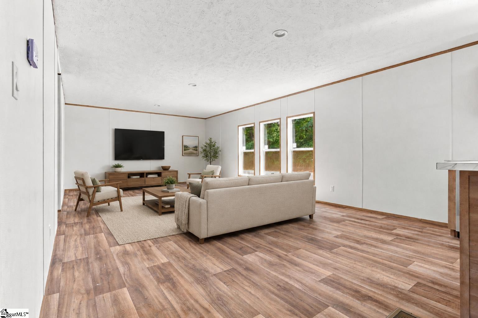 123 Spear Road