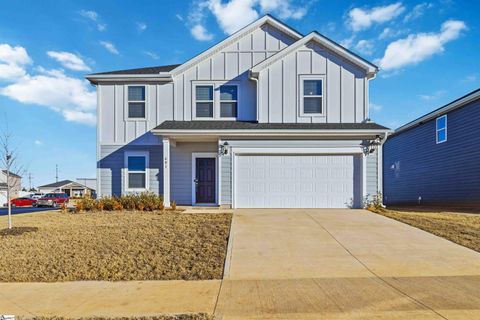 601 Hollybank Street Fountain Inn SC 29644