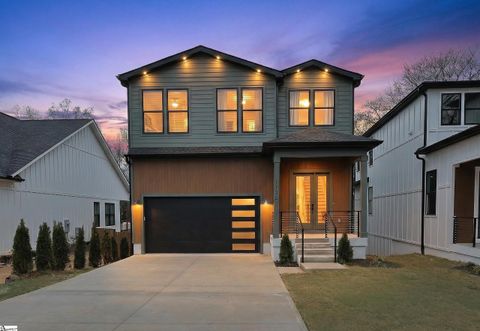 Photo of 112C Chestnut Street, Greenville, SC 29605 (MLS # 1578539)