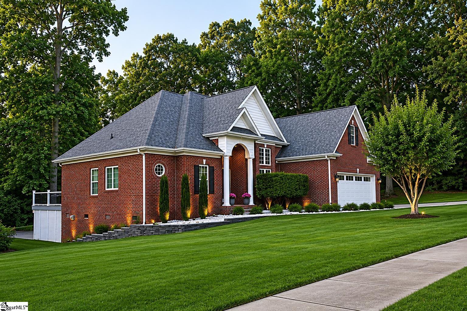 512 Scenic Oak Drive