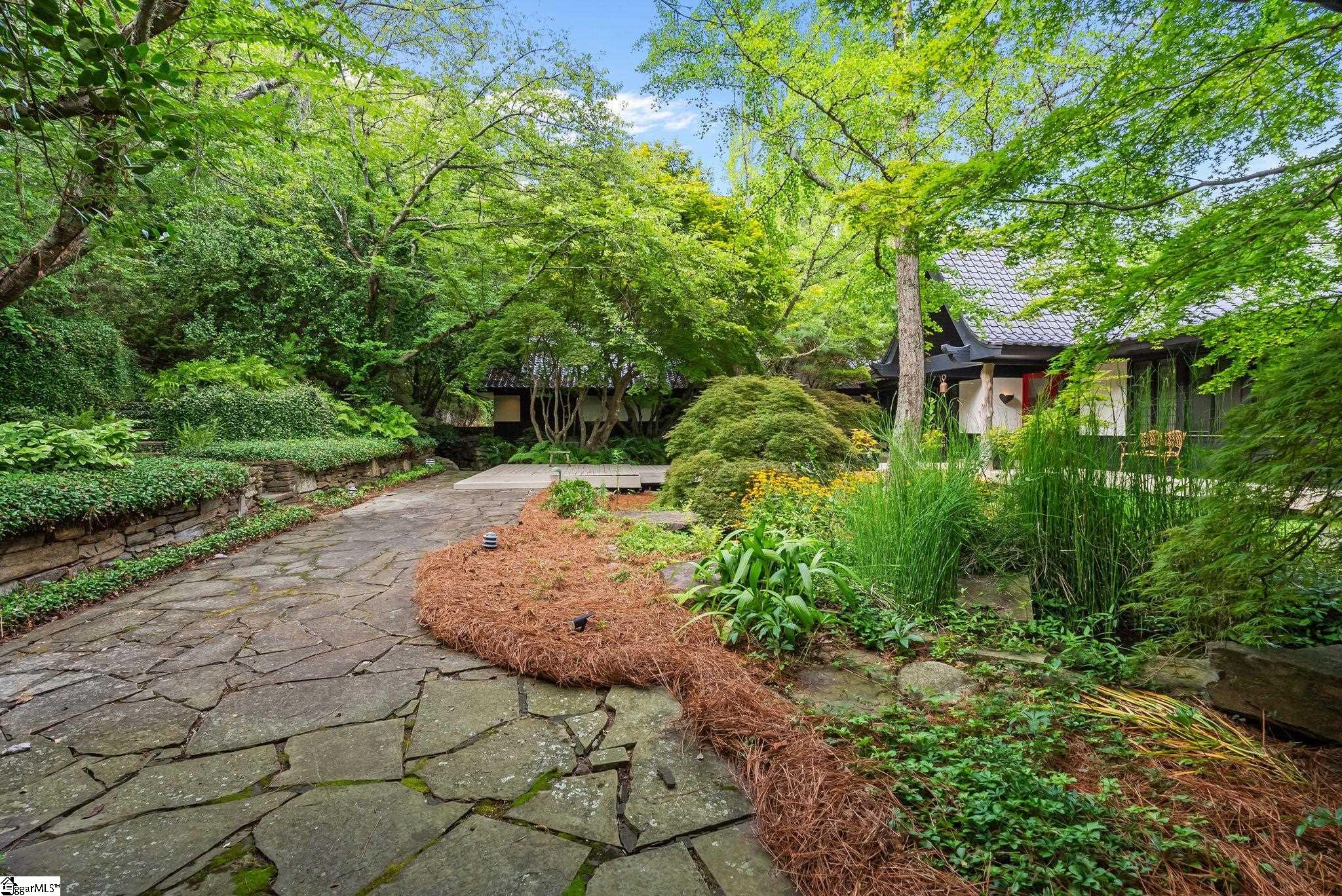 110 Huckleberry Ridge