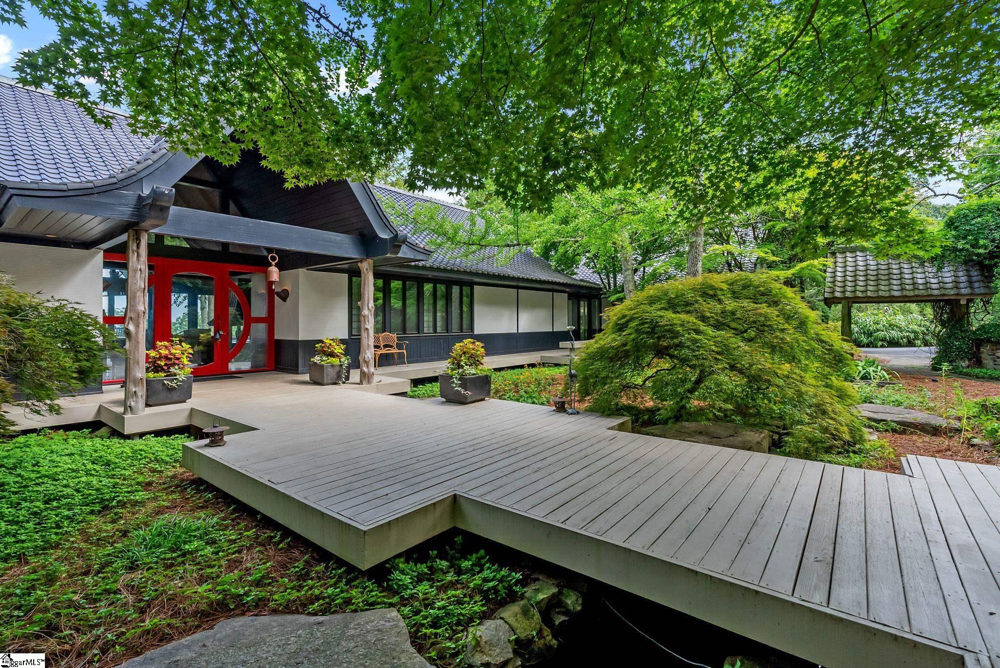 110 Huckleberry Ridge