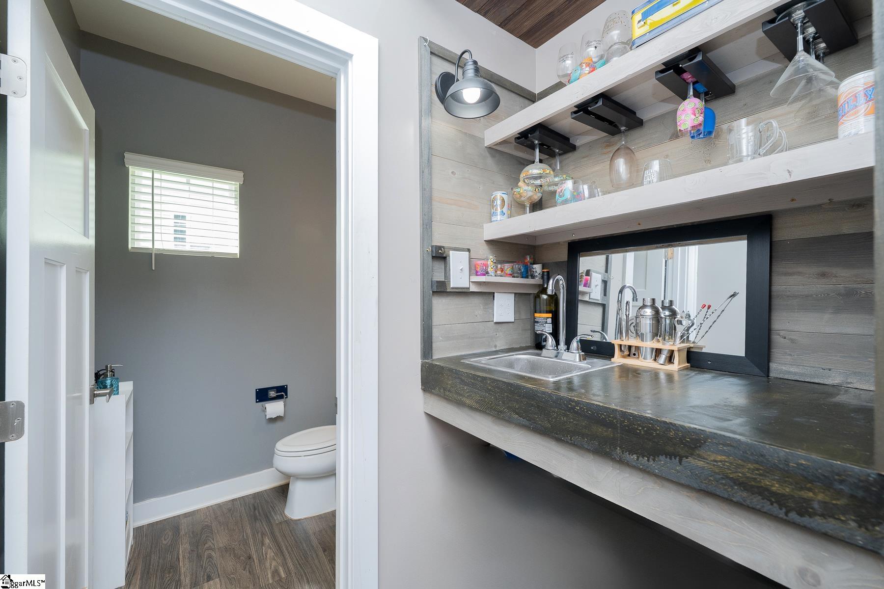 Easley, South Carolina 29642, United States, 4 Bedrooms Bedrooms, ,3 BathroomsBathrooms,Residential,Active,195955