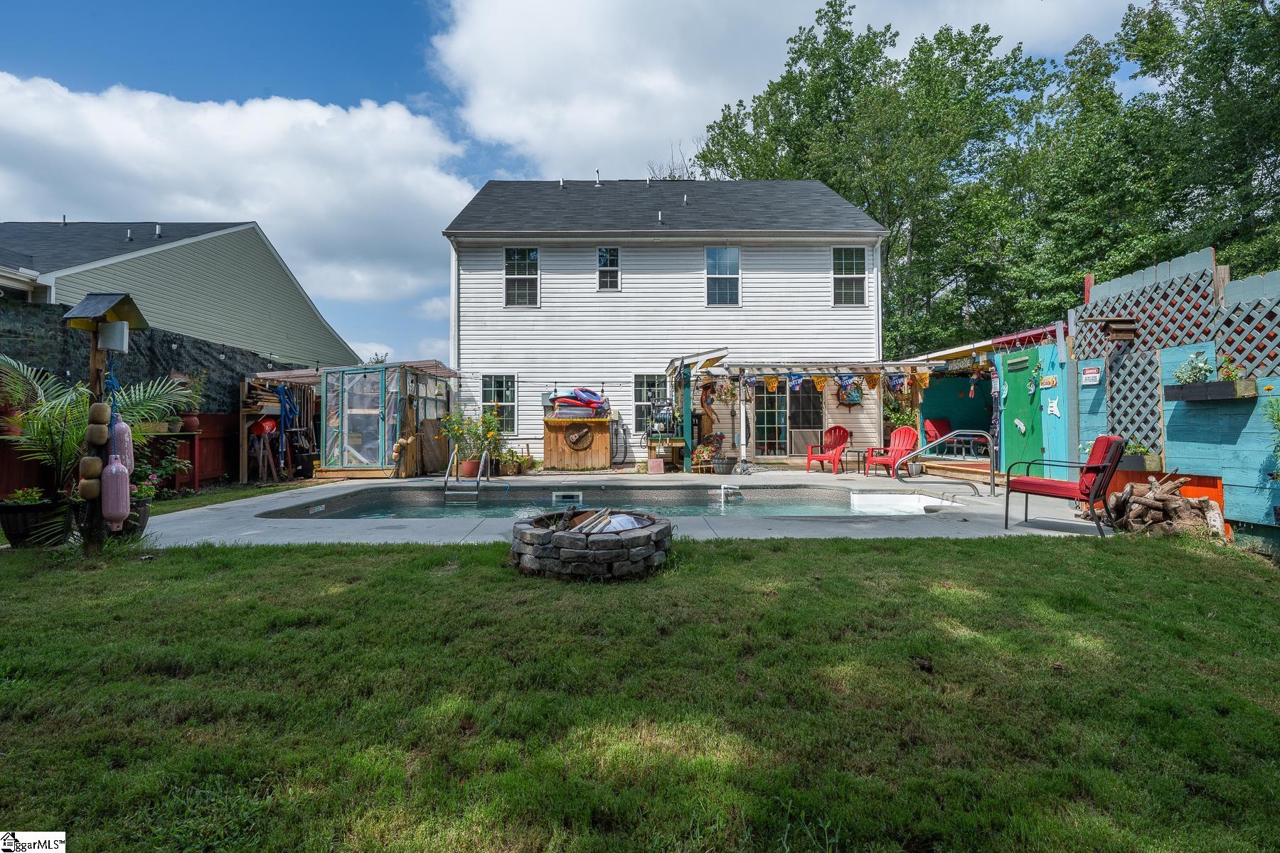 Easley, South Carolina 29642, United States, 4 Bedrooms Bedrooms, ,3 BathroomsBathrooms,Residential,Active,195955