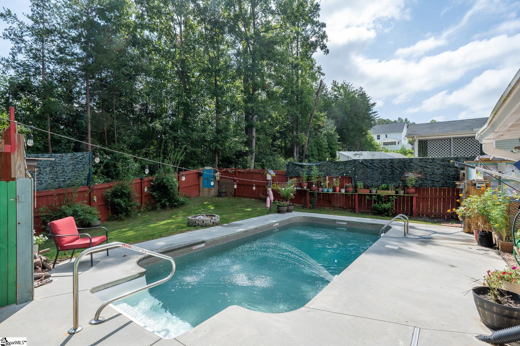 Easley, South Carolina 29642, United States, 4 Bedrooms Bedrooms, ,3 BathroomsBathrooms,Residential,Active,195955