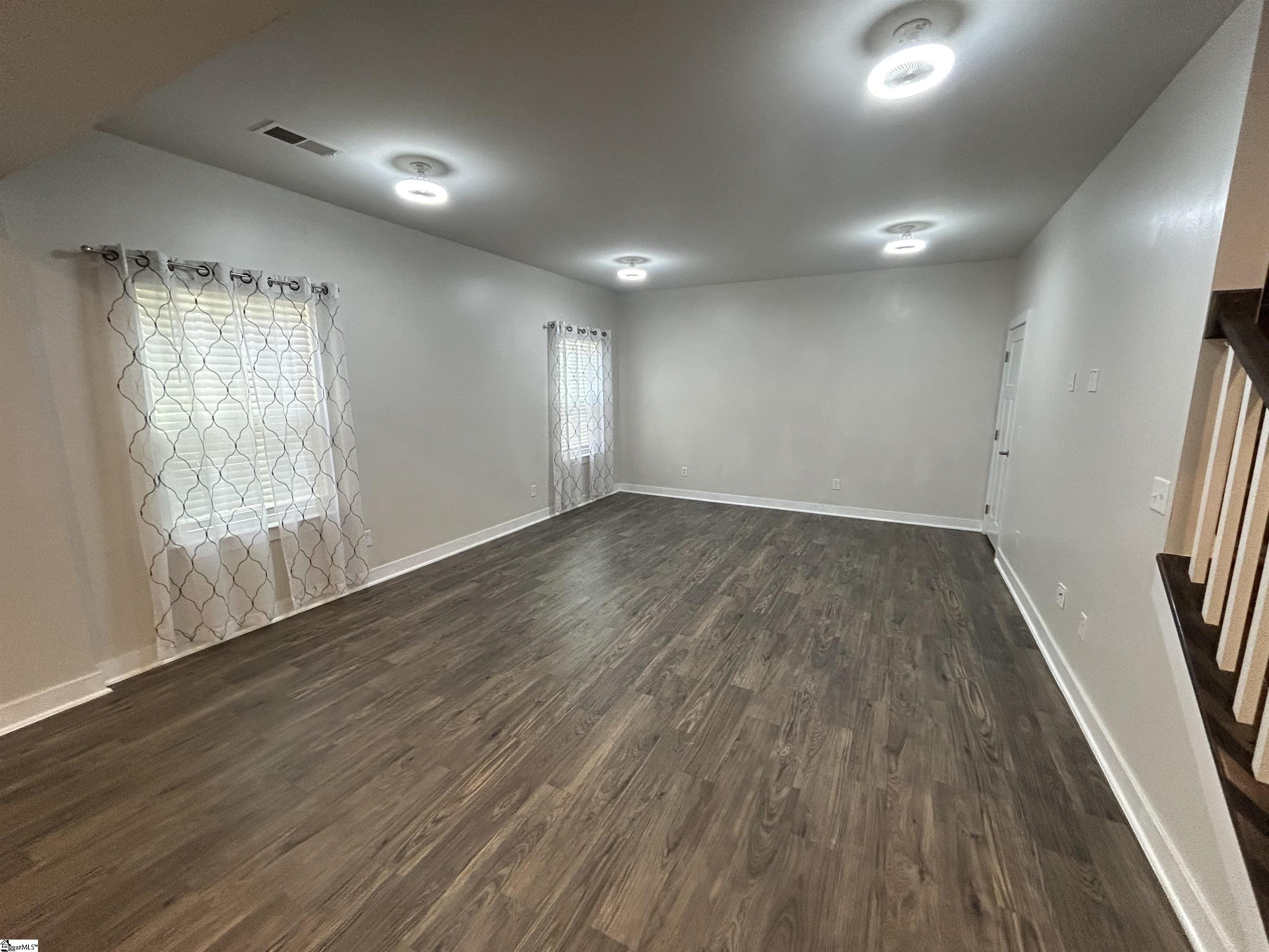 Easley, South Carolina 29642, United States, 4 Bedrooms Bedrooms, ,3 BathroomsBathrooms,Residential,Active,195955