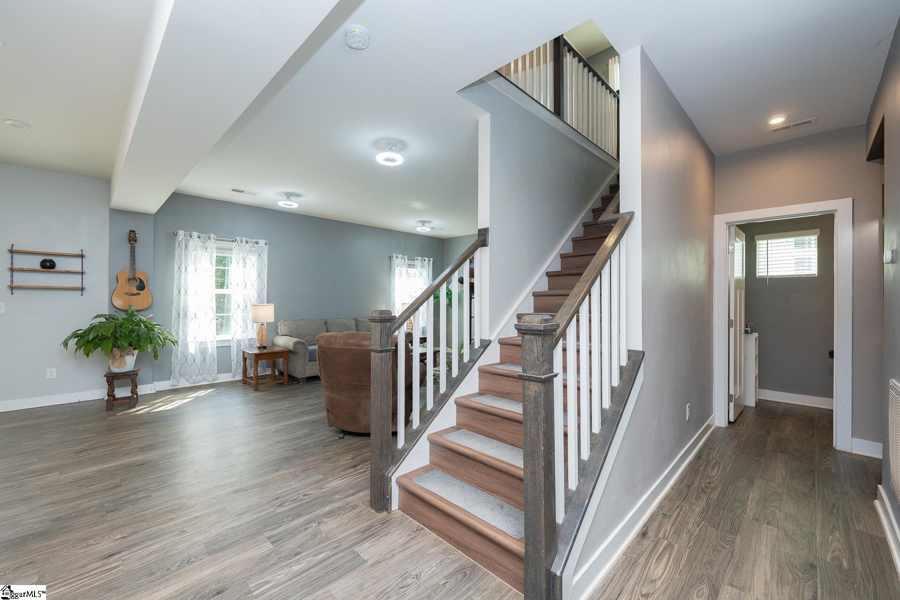 Easley, South Carolina 29642, United States, 4 Bedrooms Bedrooms, ,3 BathroomsBathrooms,Residential,Active,195955