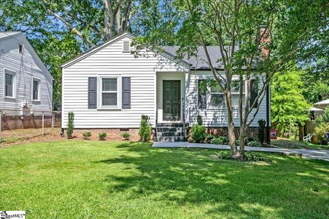 Photo of 118 Bleckley Avenue, Greenville, SC 29607 (MLS # 1573840)