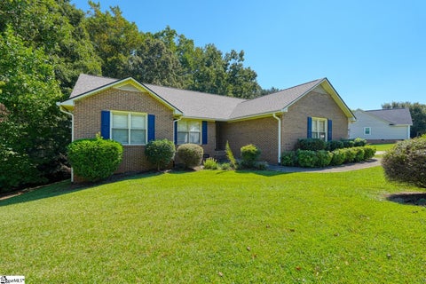 Photo of 366 Shallowford Drive, Boiling Springs, SC 29316 (MLS # 1603993)