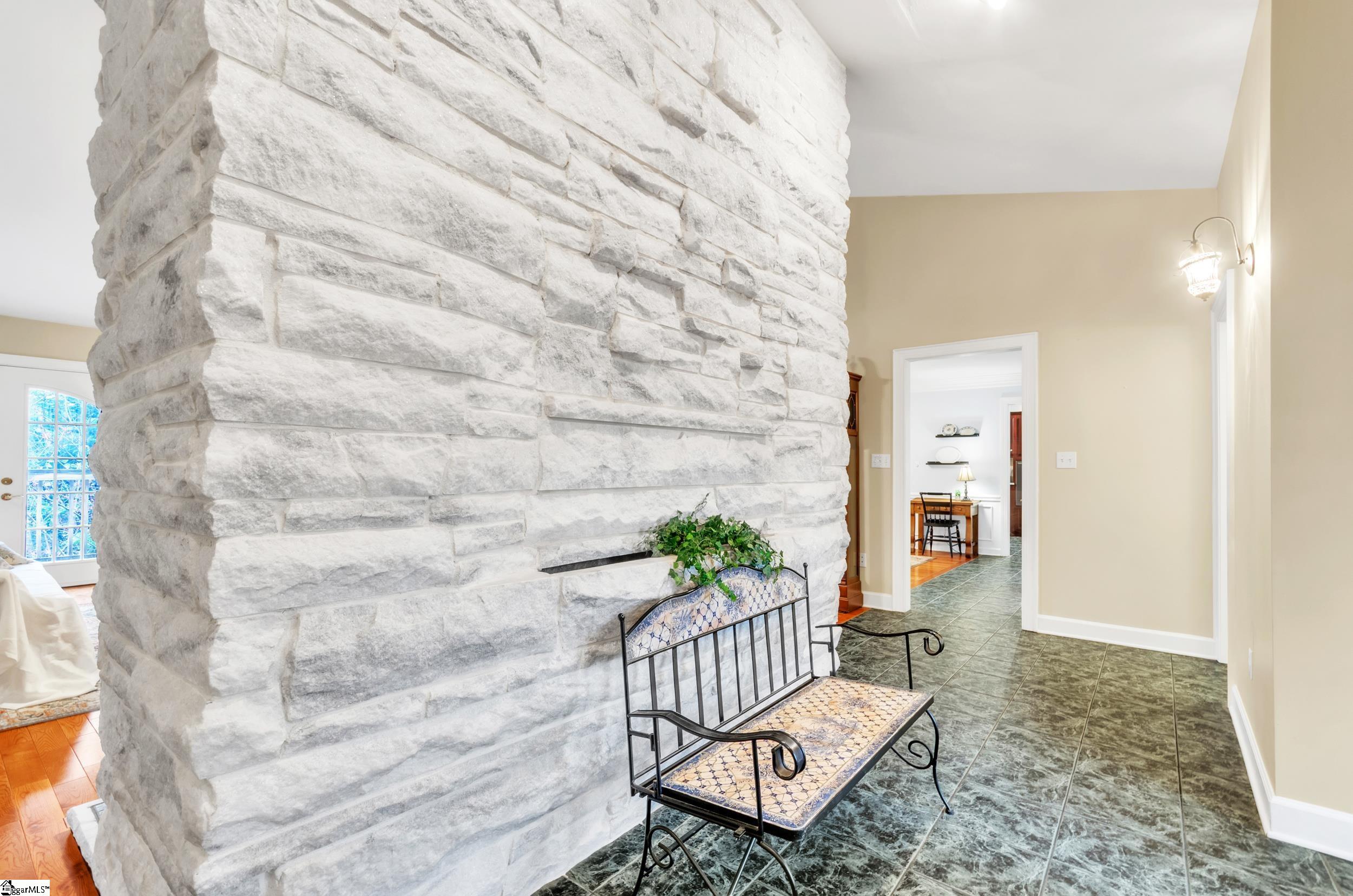 Greenville, South Carolina 29609, United States, 4 Bedrooms Bedrooms, ,4 BathroomsBathrooms,Residential,Active,90411