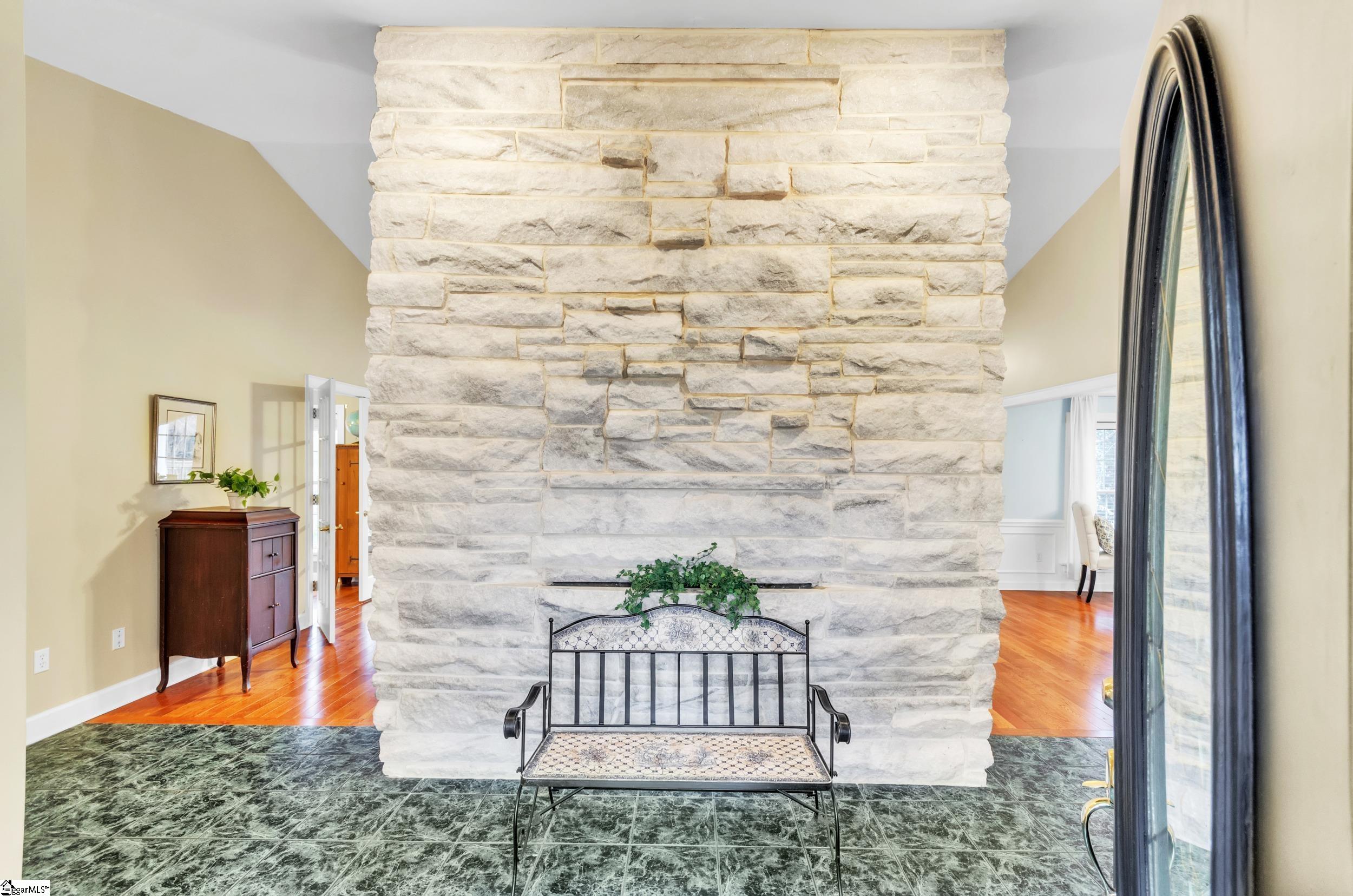 Greenville, South Carolina 29609, United States, 4 Bedrooms Bedrooms, ,4 BathroomsBathrooms,Residential,Active,90411