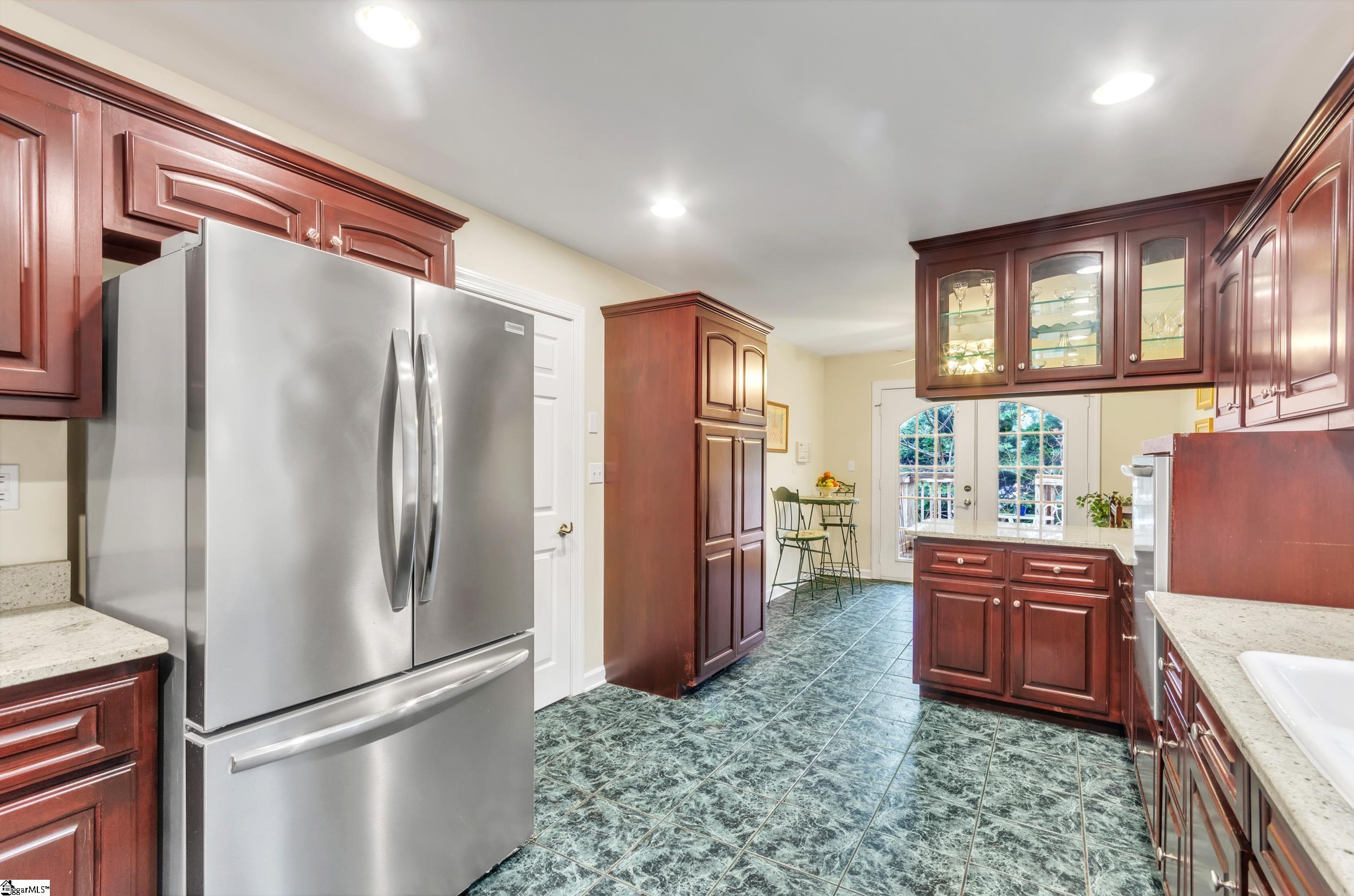 Greenville, South Carolina 29609, United States, 4 Bedrooms Bedrooms, ,4 BathroomsBathrooms,Residential,Active,90411