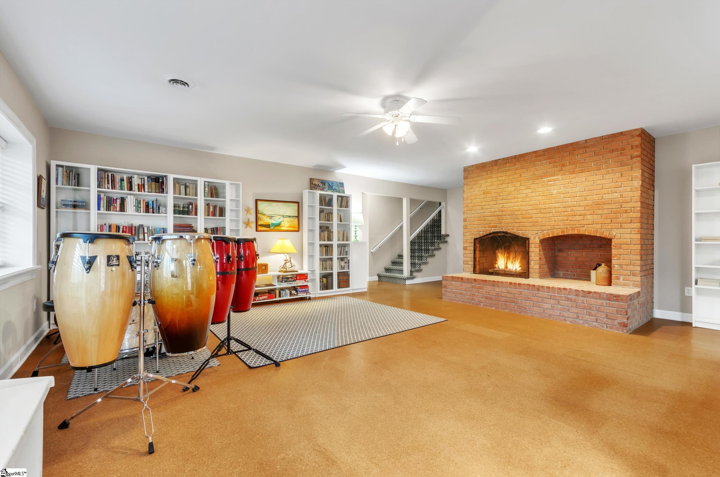 Greenville, South Carolina 29609, United States, 4 Bedrooms Bedrooms, ,4 BathroomsBathrooms,Residential,Active,90411