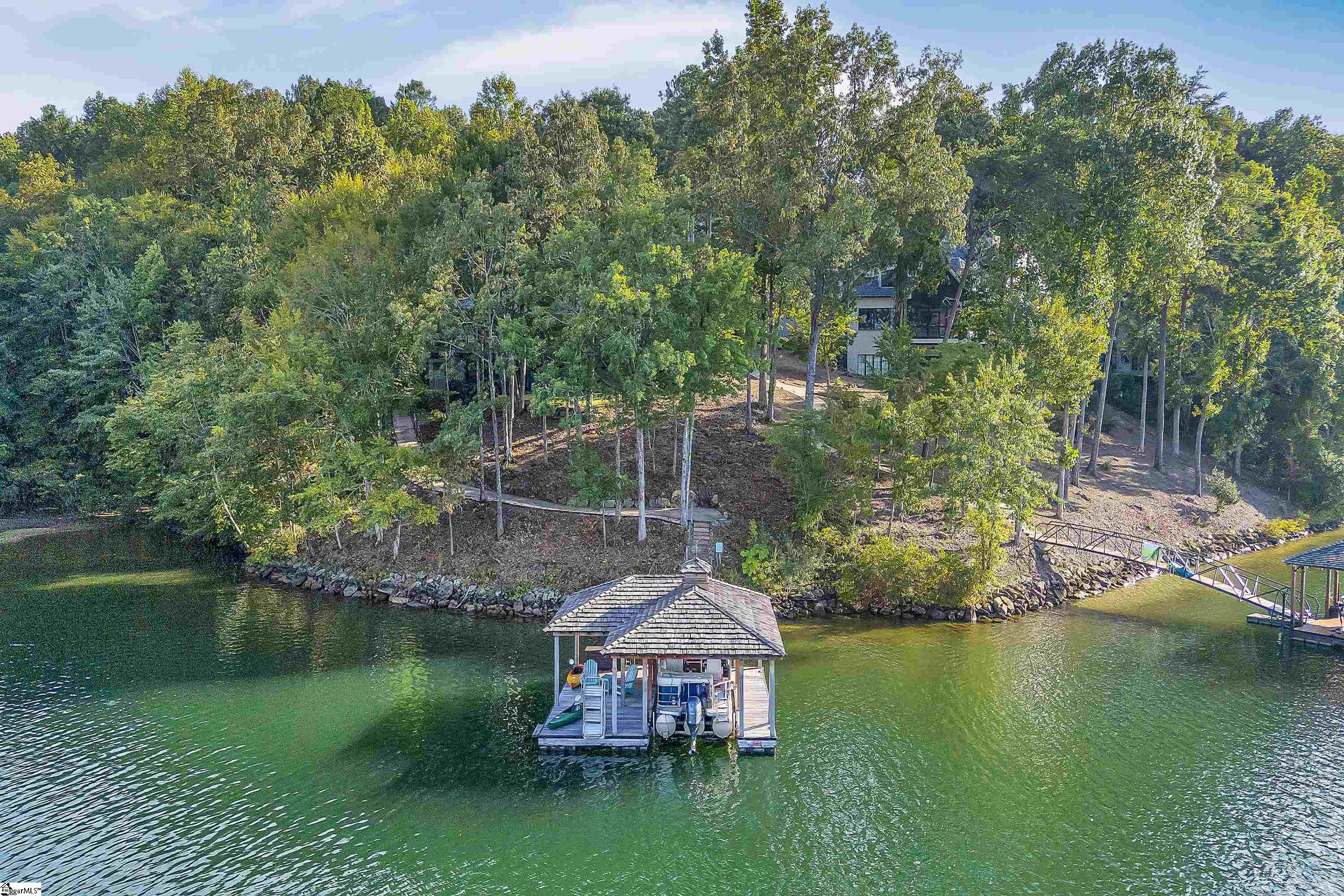 422 Pileated Woodpecker