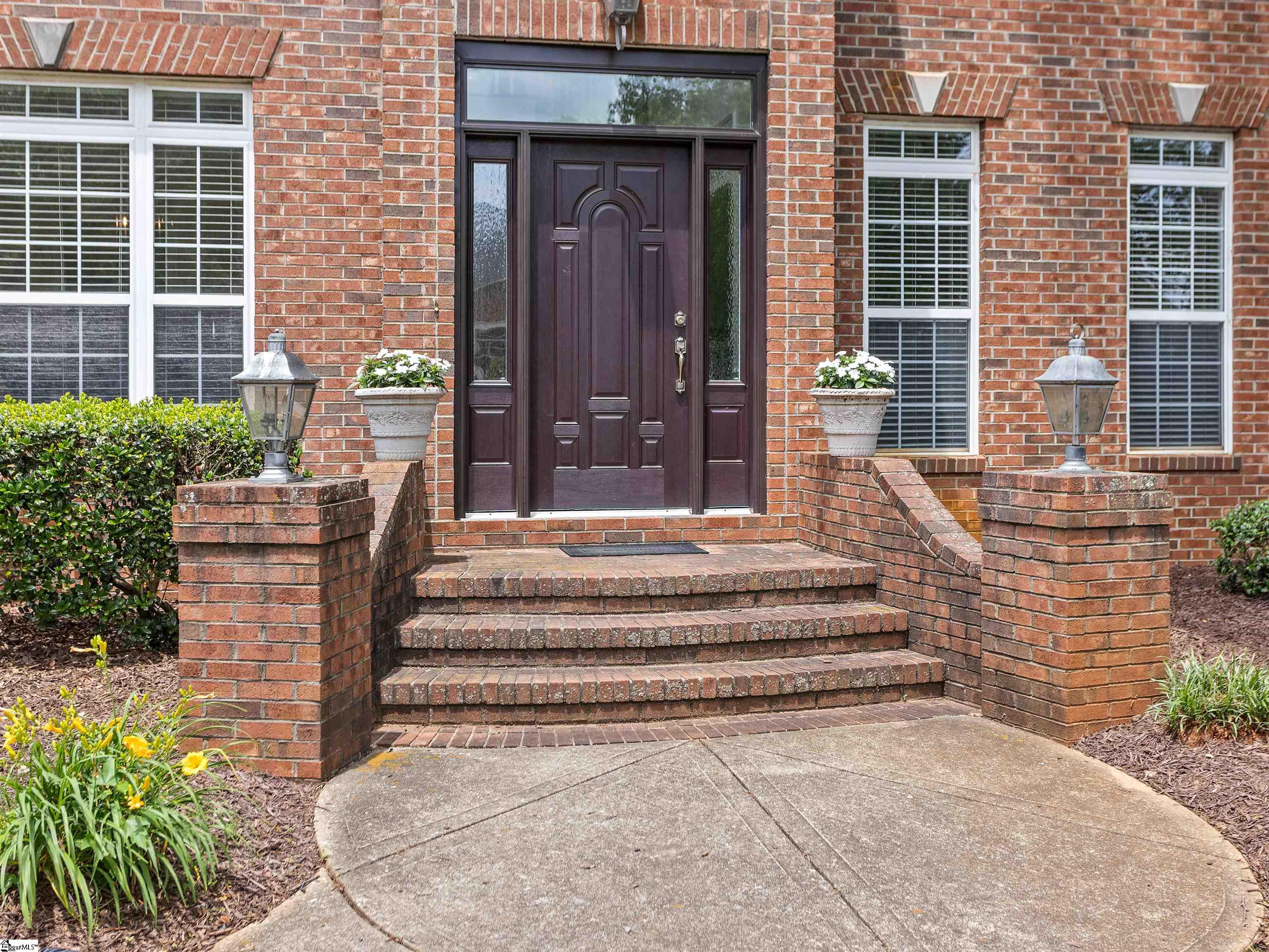 172 Hawk Creek Drive