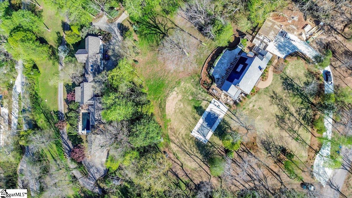 220 Lake Circle Drive