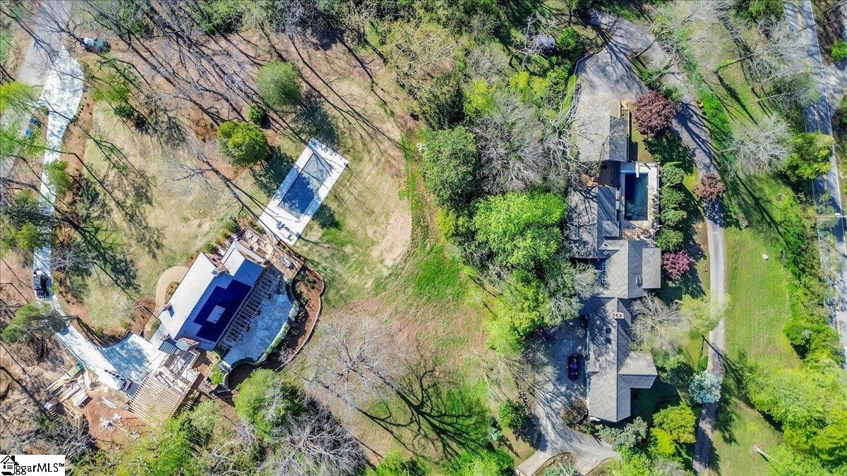 Greenville, South Carolina 29609, United States, 5 Bedrooms Bedrooms, ,4 BathroomsBathrooms,Residential,Active,109180