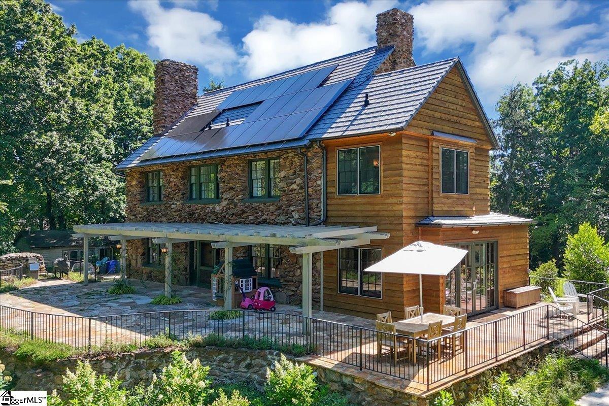 Greenville, South Carolina 29609, United States, 5 Bedrooms Bedrooms, ,4 BathroomsBathrooms,Residential,Active,109180