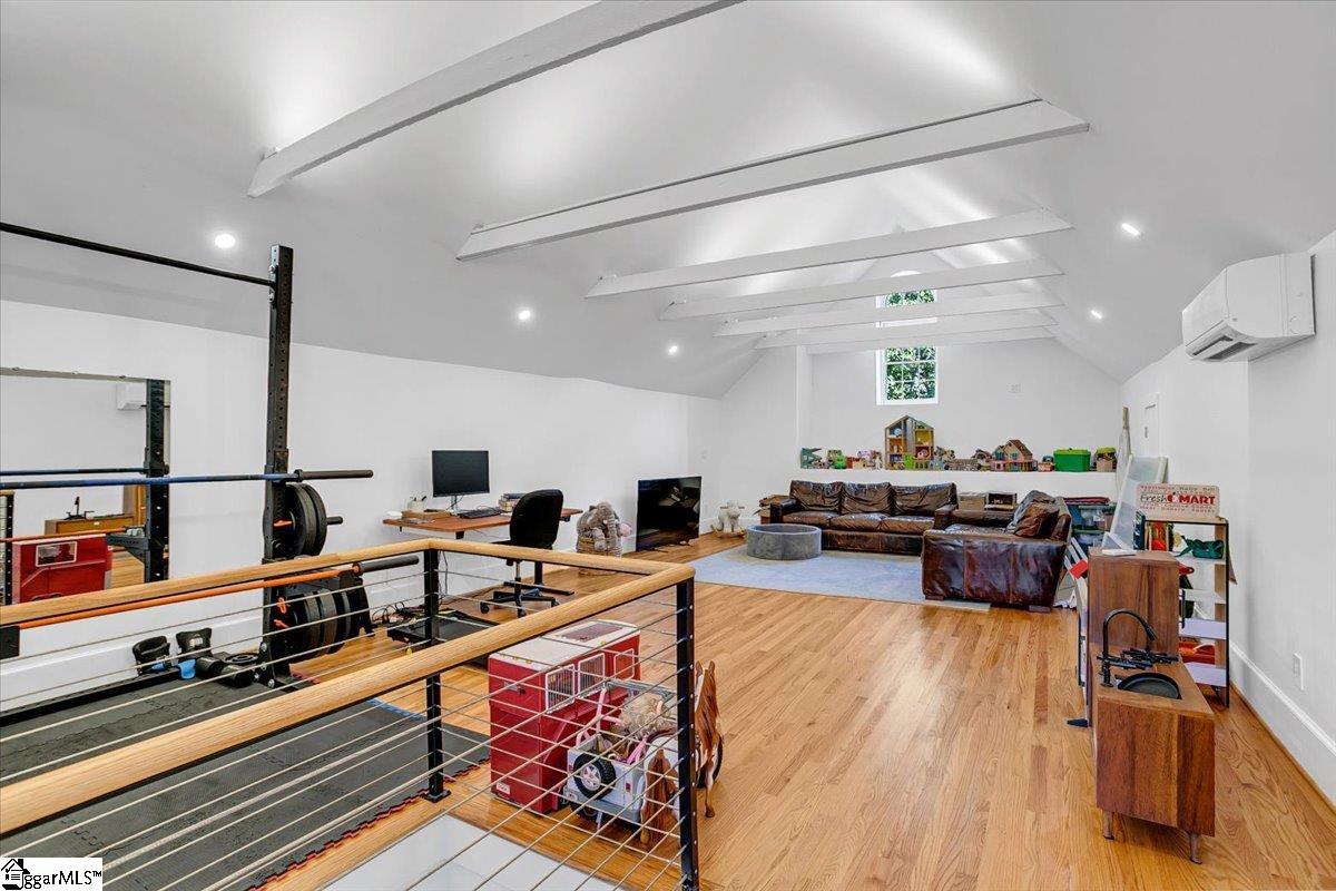 Greenville, South Carolina 29609, United States, 5 Bedrooms Bedrooms, ,4 BathroomsBathrooms,Residential,Active,109180