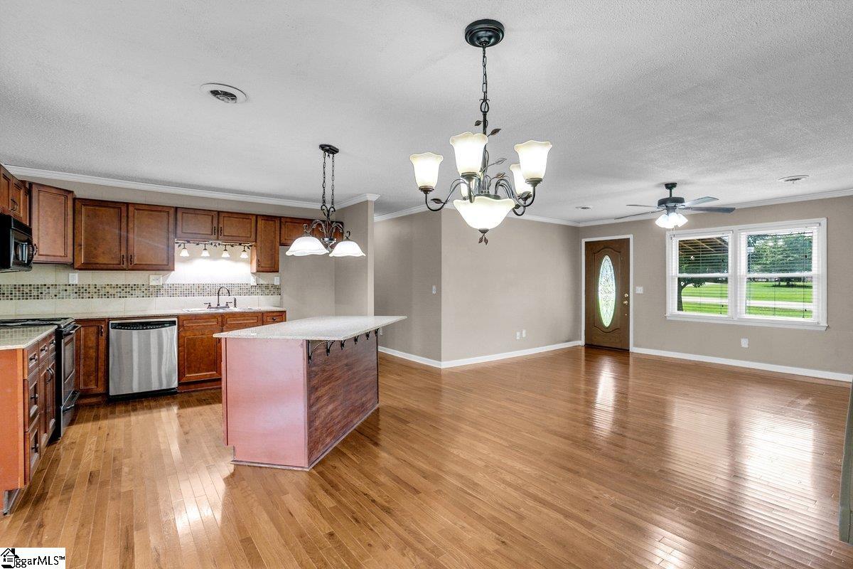 Chesnee, South Carolina 29323, United States, 3 Bedrooms Bedrooms, ,2 BathroomsBathrooms,Residential,Active,233163