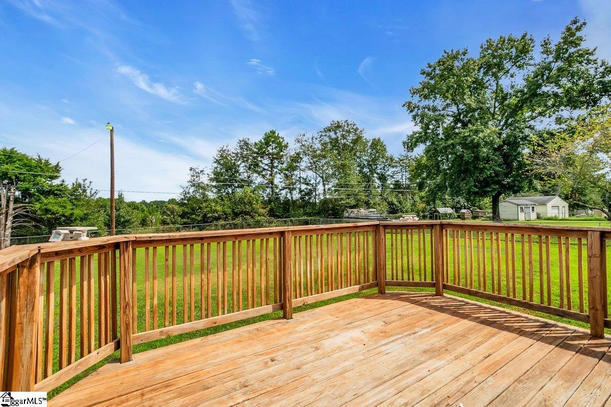 Chesnee, South Carolina 29323, United States, 3 Bedrooms Bedrooms, ,2 BathroomsBathrooms,Residential,Active,233163