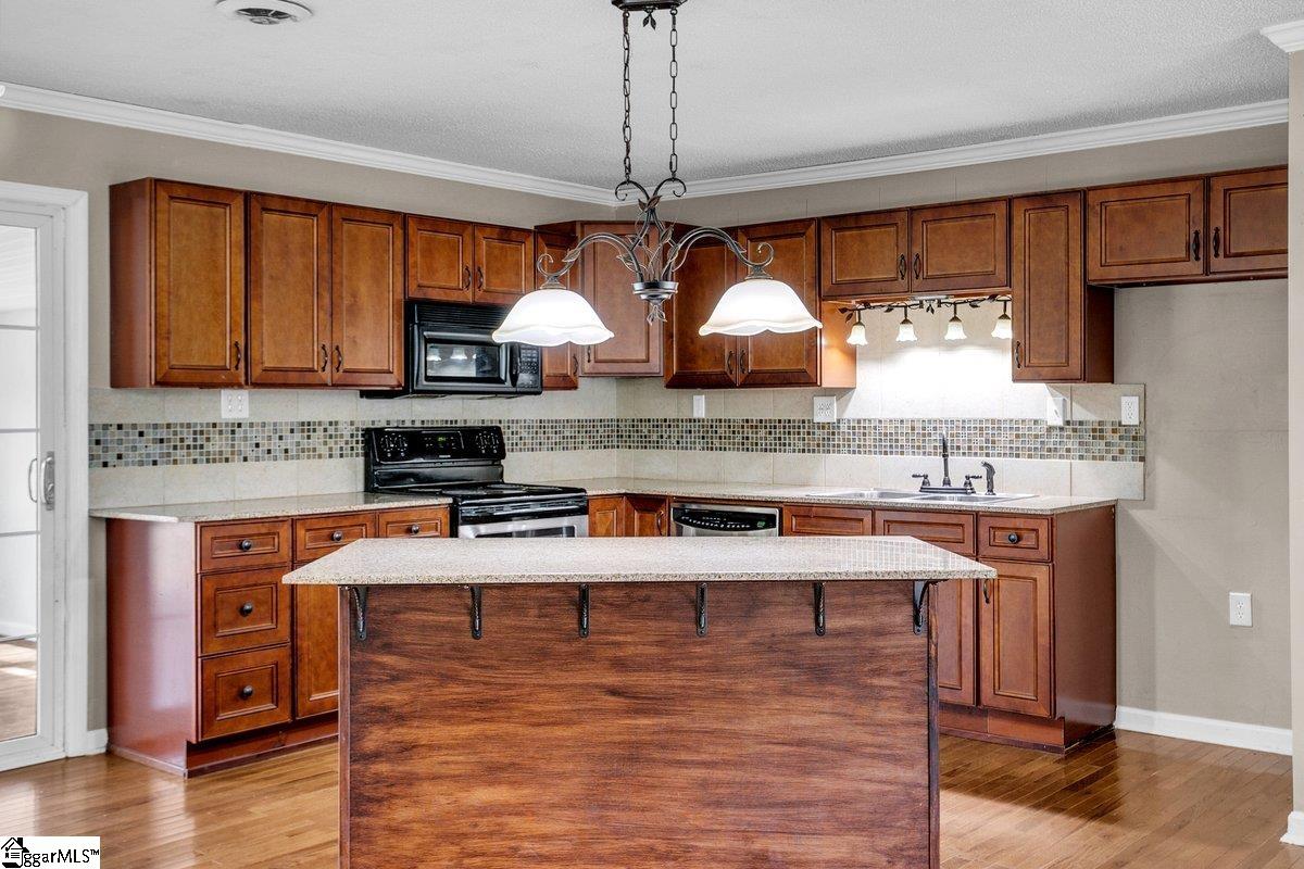 Chesnee, South Carolina 29323, United States, 3 Bedrooms Bedrooms, ,2 BathroomsBathrooms,Residential,Active,233163