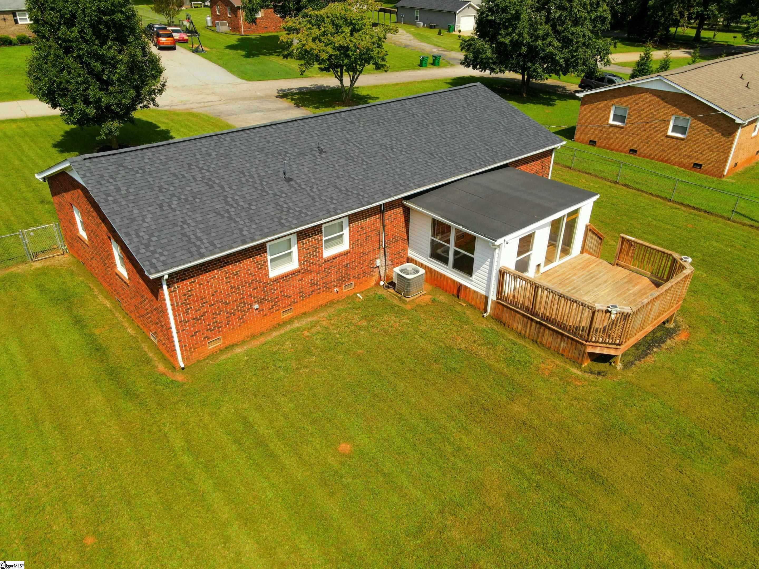 Chesnee, South Carolina 29323, United States, 3 Bedrooms Bedrooms, ,2 BathroomsBathrooms,Residential,Active,233163