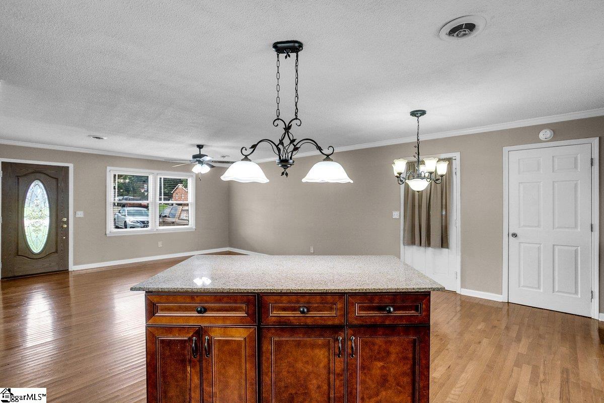 Chesnee, South Carolina 29323, United States, 3 Bedrooms Bedrooms, ,2 BathroomsBathrooms,Residential,Active,233163