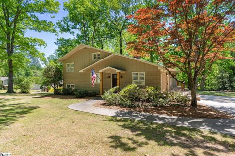 Photo of 6 Estanolle Street, Greenville, SC 29615 (MLS # 1590101)