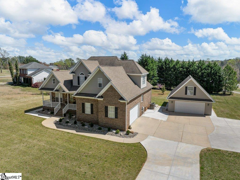 196 Crow Road