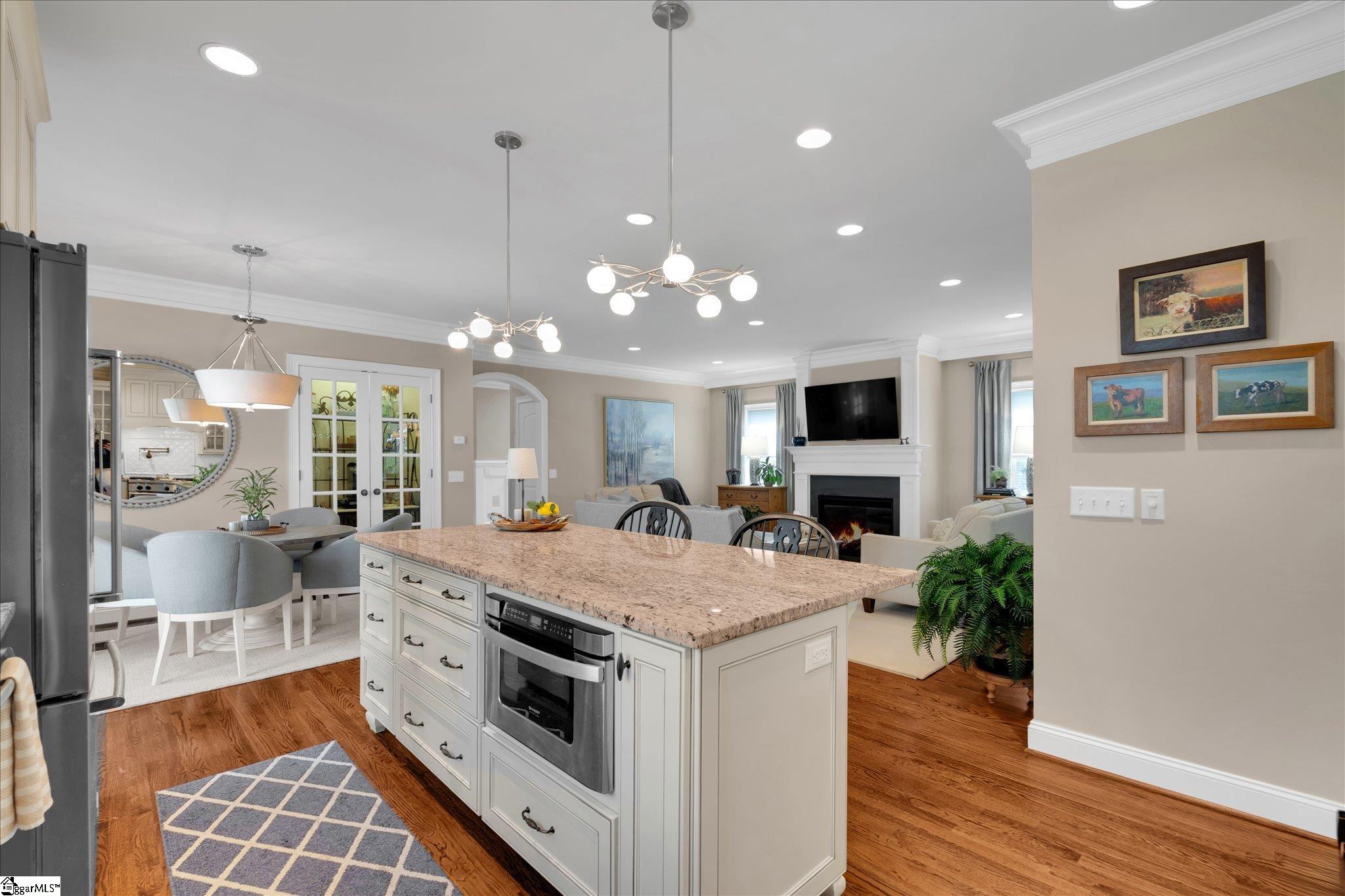 Greenville, South Carolina, 29609, United States, 4 Bedrooms Bedrooms, ,4 BathroomsBathrooms,Residential,Active,2038185