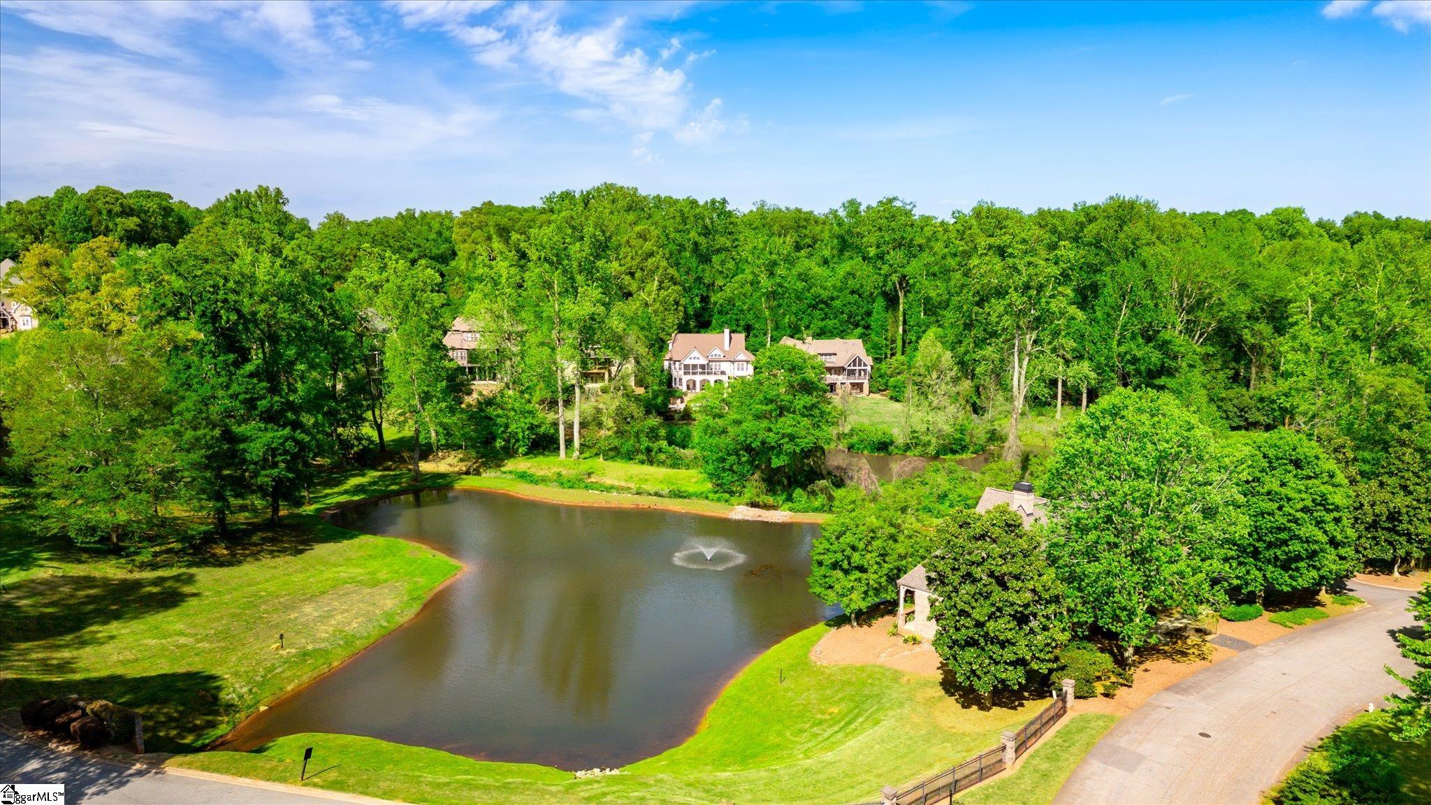 Greenville, South Carolina, 29609, United States, 4 Bedrooms Bedrooms, ,4 BathroomsBathrooms,Residential,Active,2038185