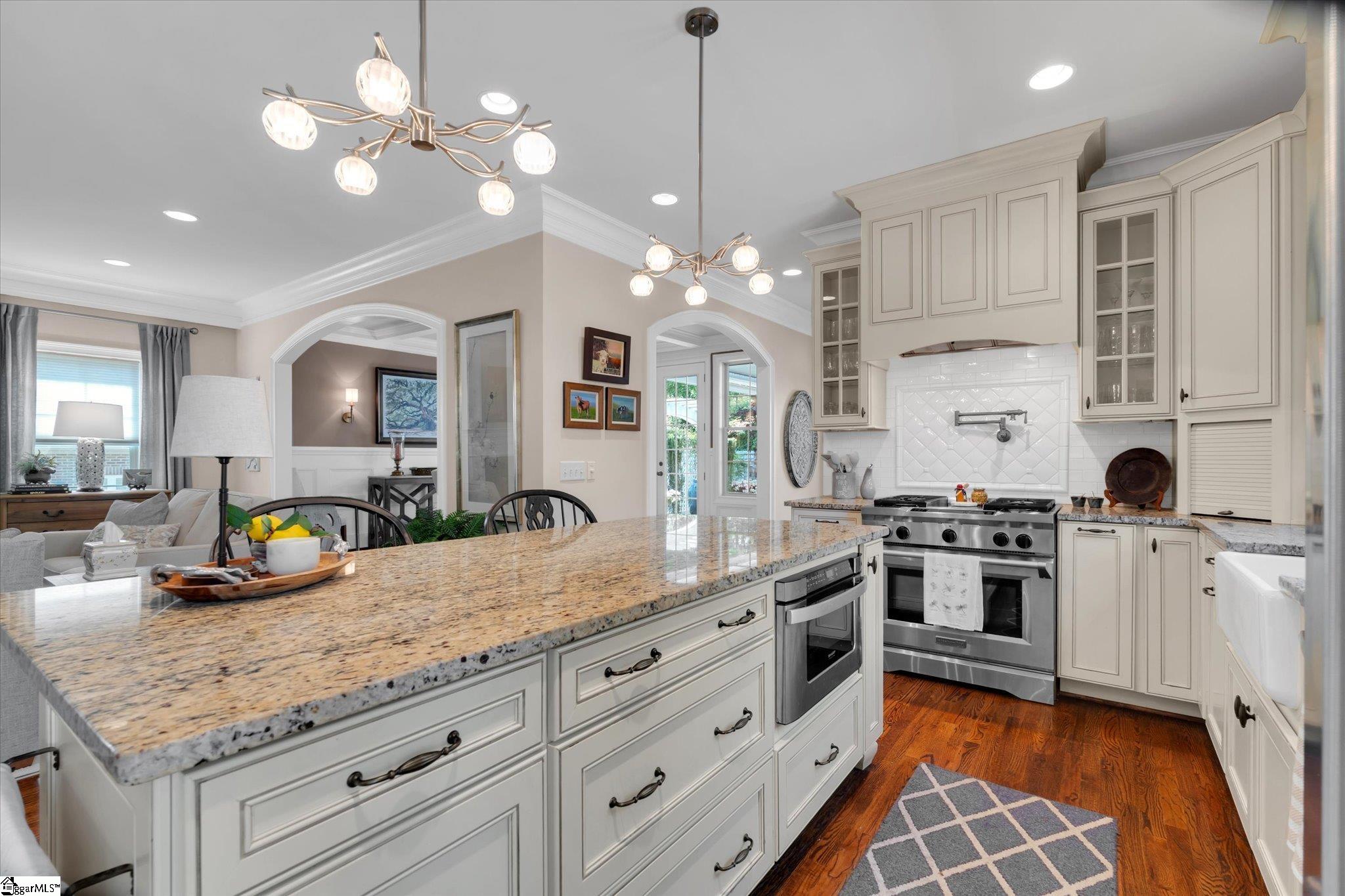 Greenville, South Carolina, 29609, United States, 4 Bedrooms Bedrooms, ,4 BathroomsBathrooms,Residential,Active,2038185