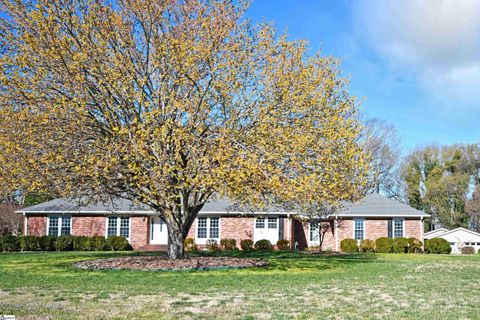 Photo of 3150 S Highway 14, Greenville, SC 29615 (MLS # 1584969)