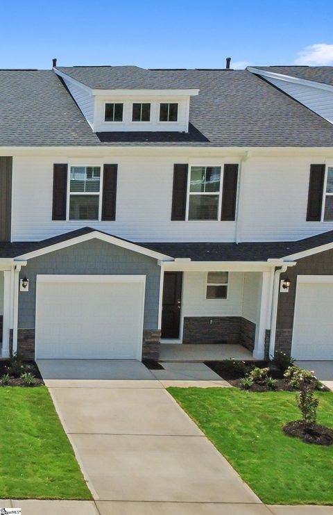 Photo of 106 Mclauren Place, Fountain Inn, SC 29644 (MLS # 1582080)