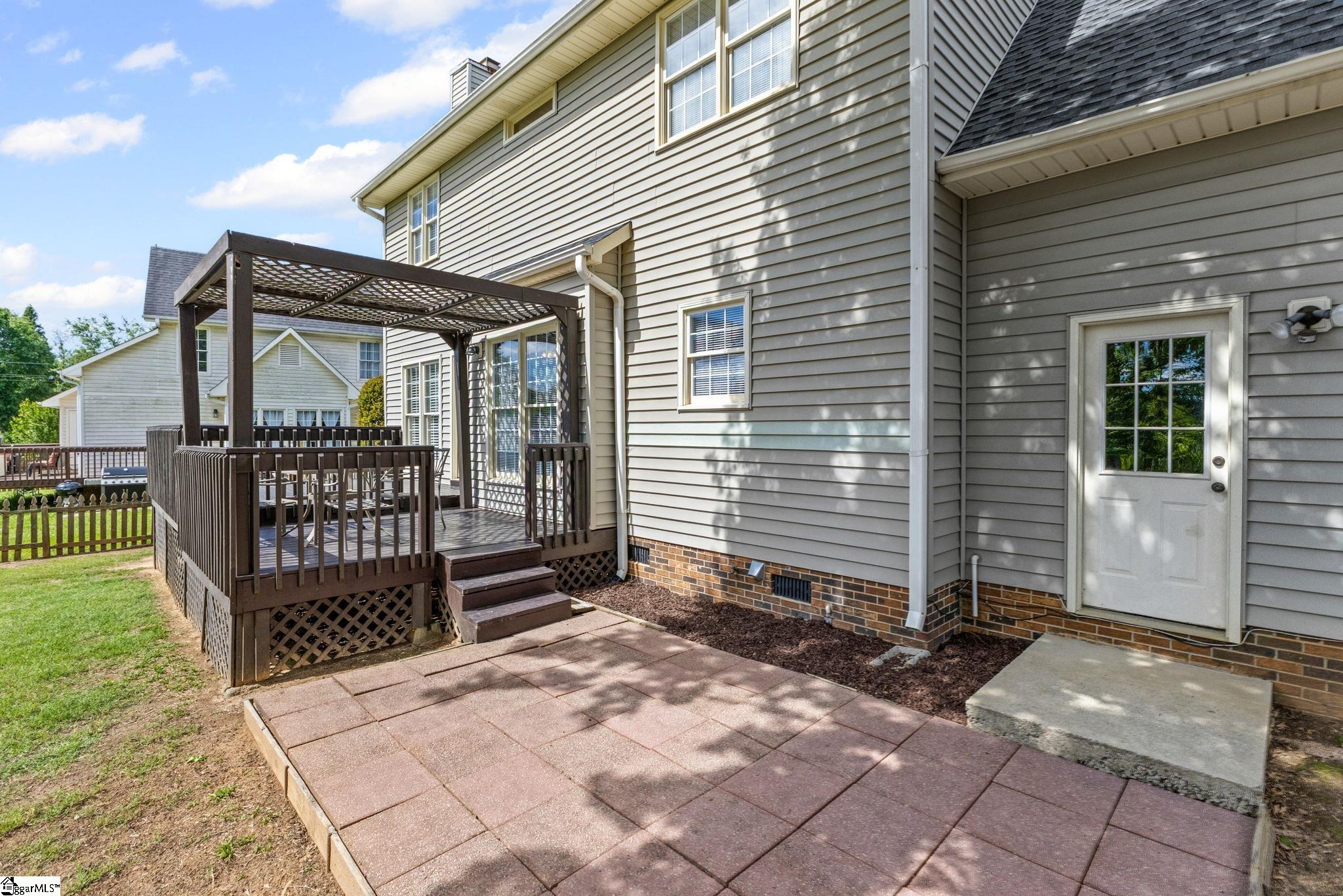 Mauldin, South Carolina 29662, United States, 4 Bedrooms Bedrooms, ,3 BathroomsBathrooms,Residential,Contingent,124871